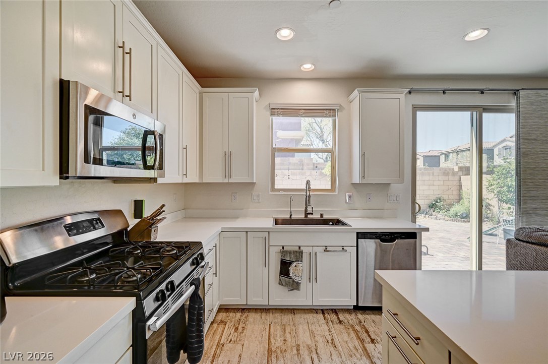 6363 Amelia Ridge Avenue Property Photo 12