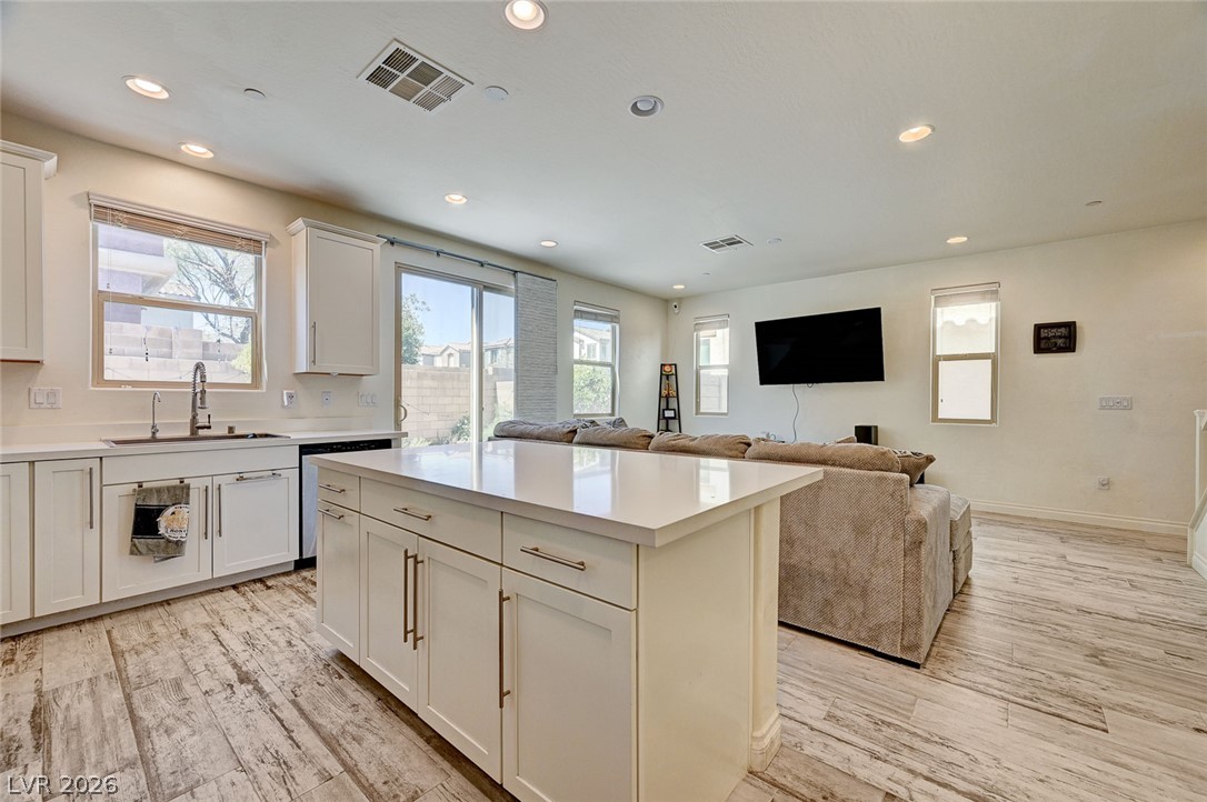 6363 Amelia Ridge Avenue Property Photo 13