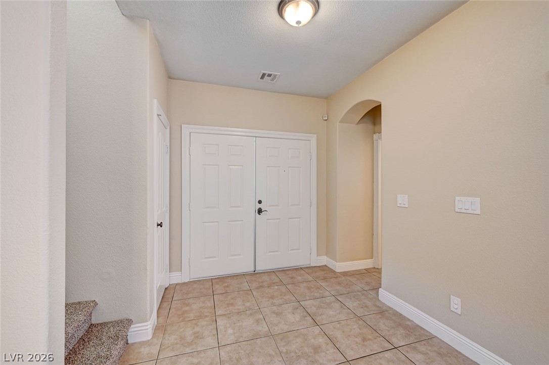 8365 Teton Crest Place Property Photo 16