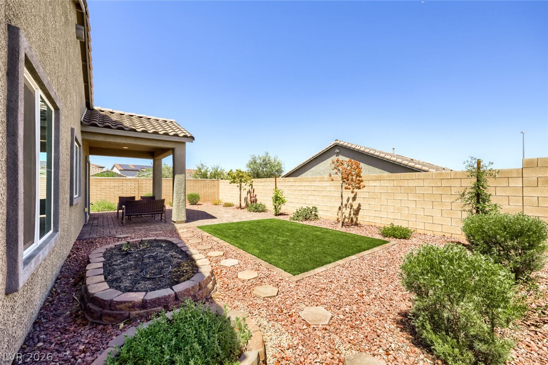 72 Summer Rhapsody Avenue Property Photo 28