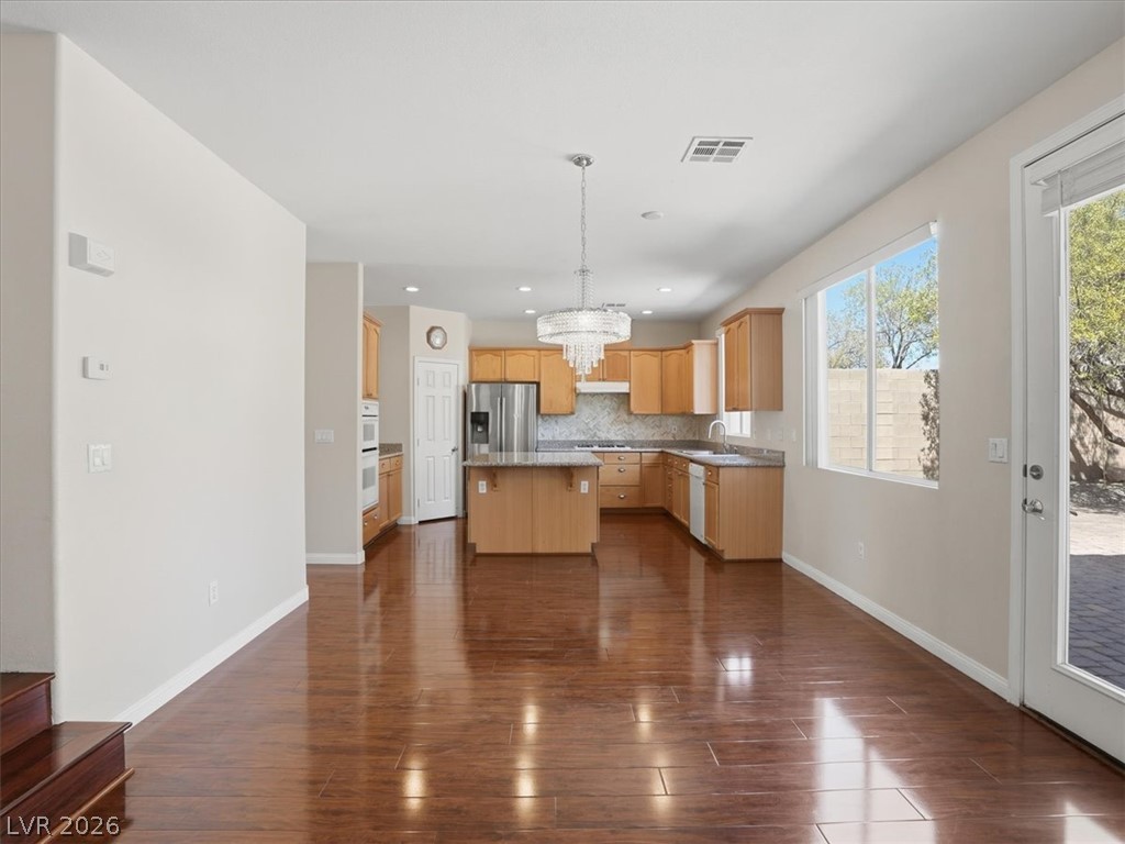 8946 Sanibel Shore Avenue Property Photo 18