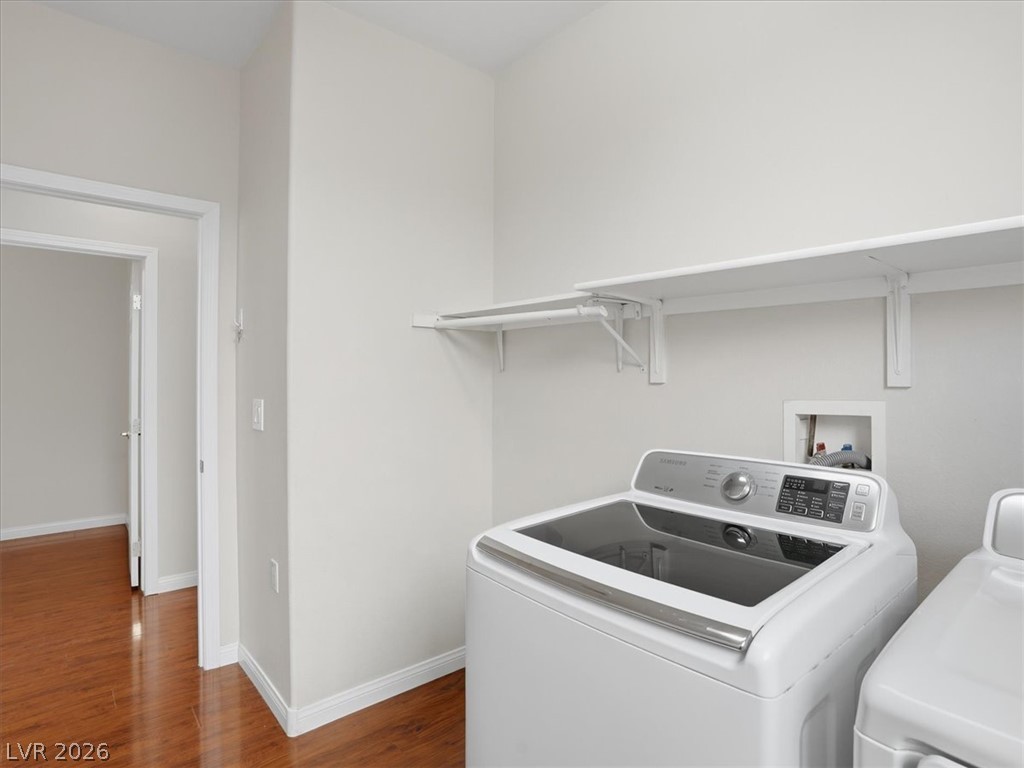8946 Sanibel Shore Avenue Property Photo 25
