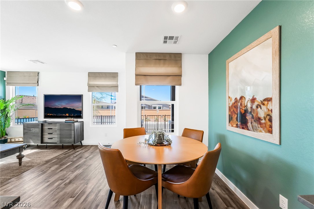 914 Rosy Starling Street Property Photo 10
