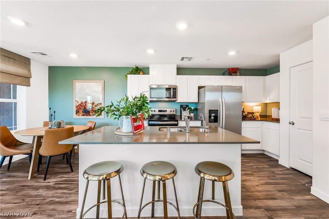 914 Rosy Starling Street Property Photo 12