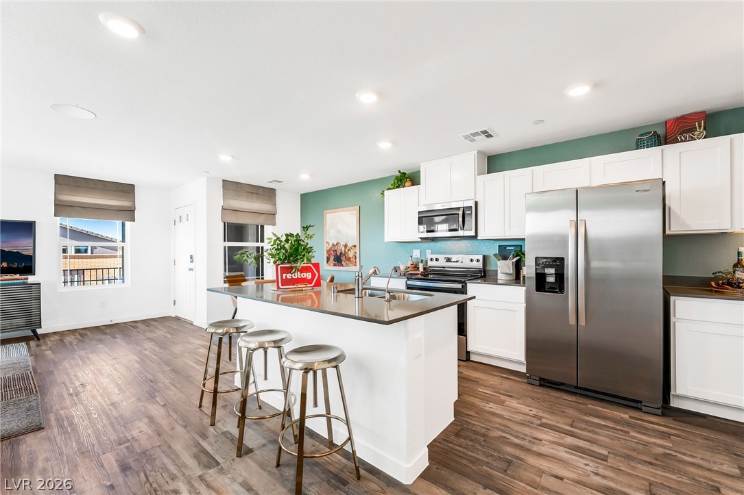 914 Rosy Starling Street Property Photo 13
