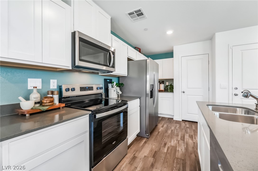 914 Rosy Starling Street Property Photo 18
