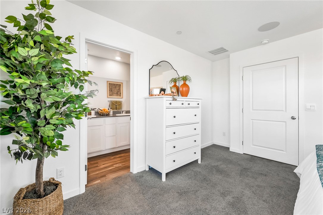 914 Rosy Starling Street Property Photo 27
