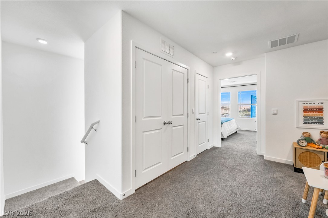 914 Rosy Starling Street Property Photo 33