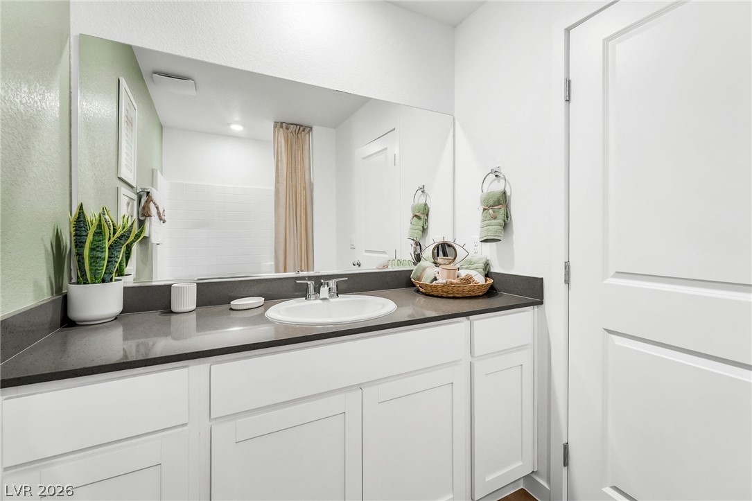 914 Rosy Starling Street Property Photo 40
