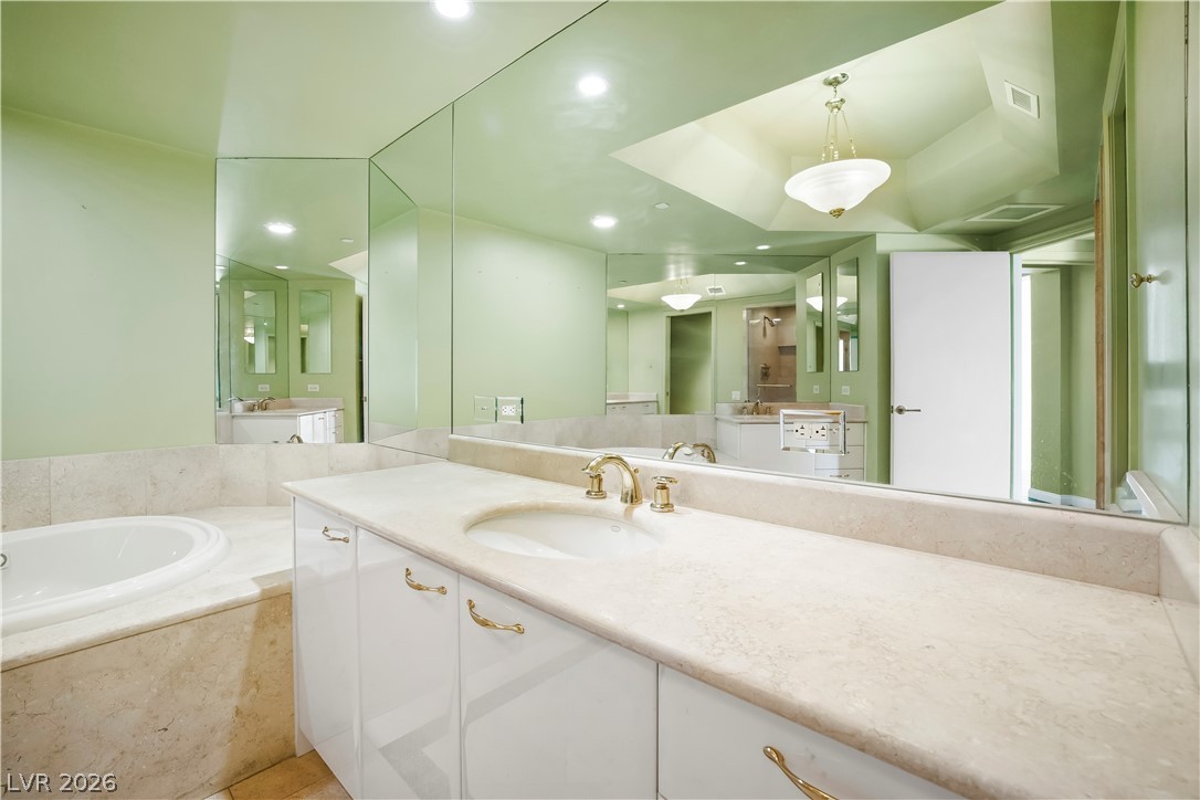 2747 Paradise Road 1505 Property Photo 29