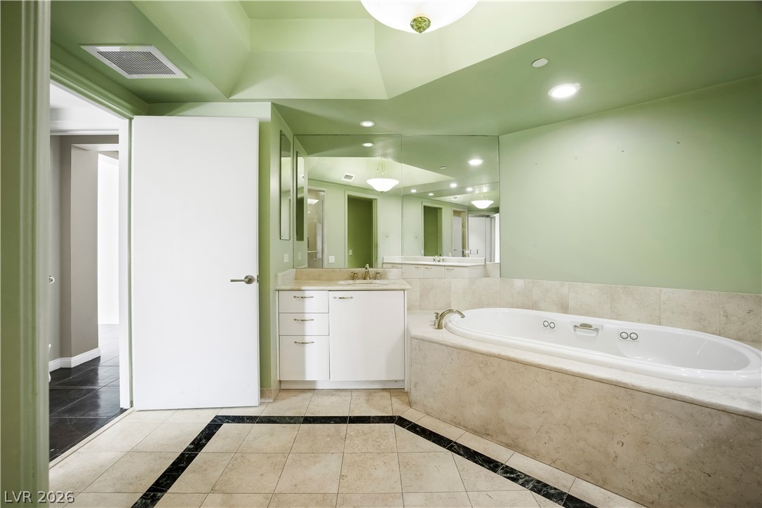2747 Paradise Road 1505 Property Photo 30