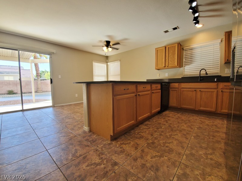 2805966 Property Photo 4
