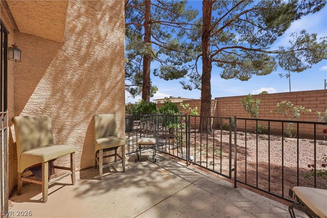 2851 South Valley View Boulevard 1139b Property Photo 4