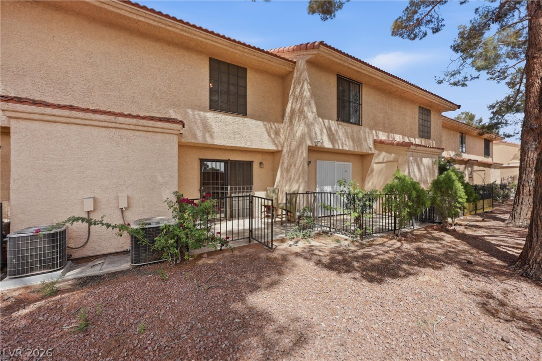 2851 South Valley View Boulevard 1139b Property Photo 6