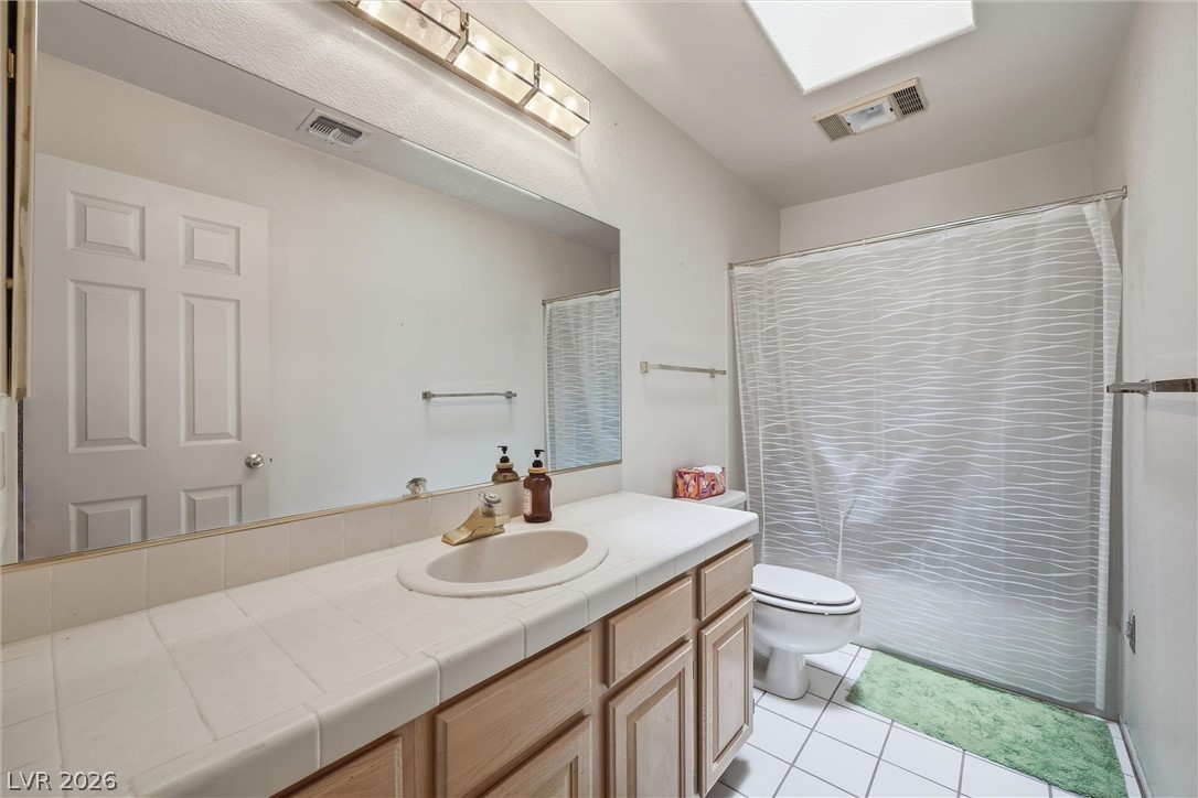 2851 South Valley View Boulevard 1139b Property Photo 11