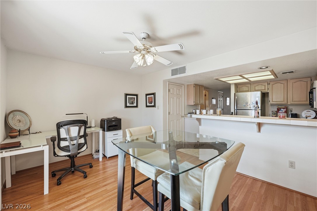 2851 South Valley View Boulevard 1139b Property Photo 16