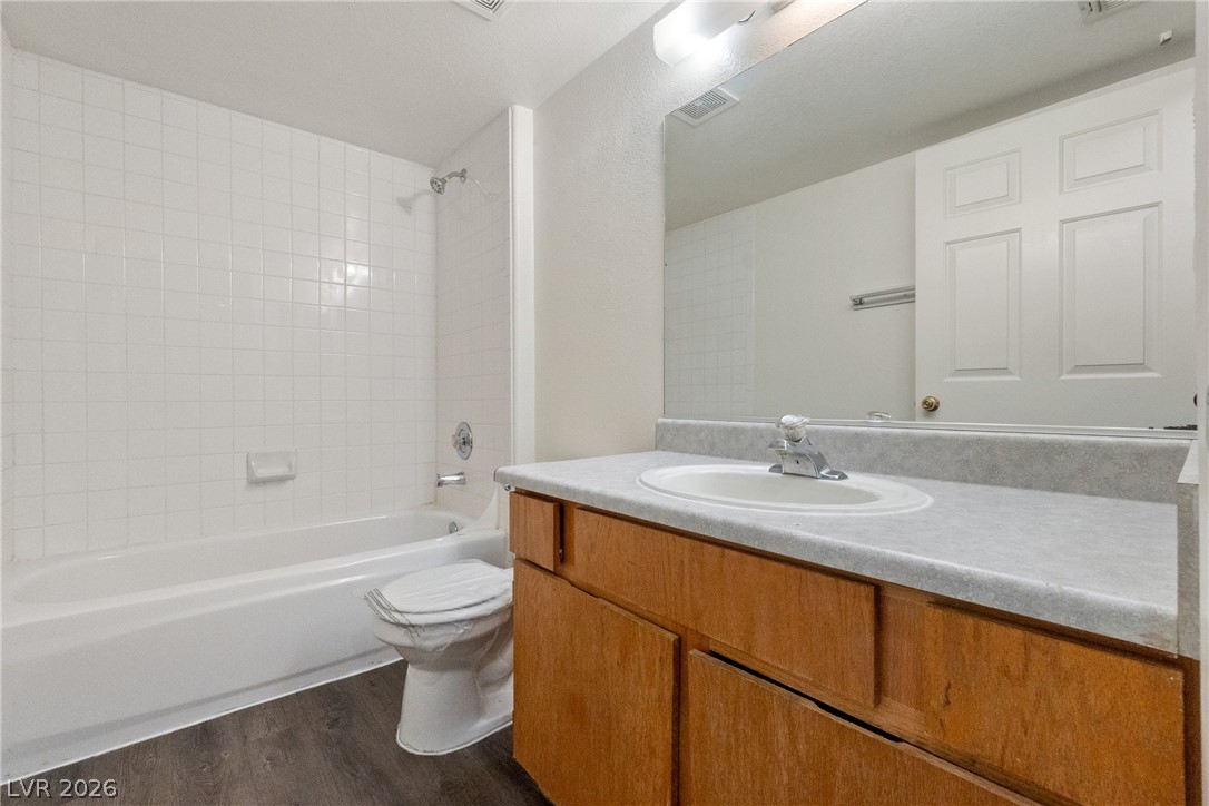 2200 Benmore Street 101 Property Photo 13