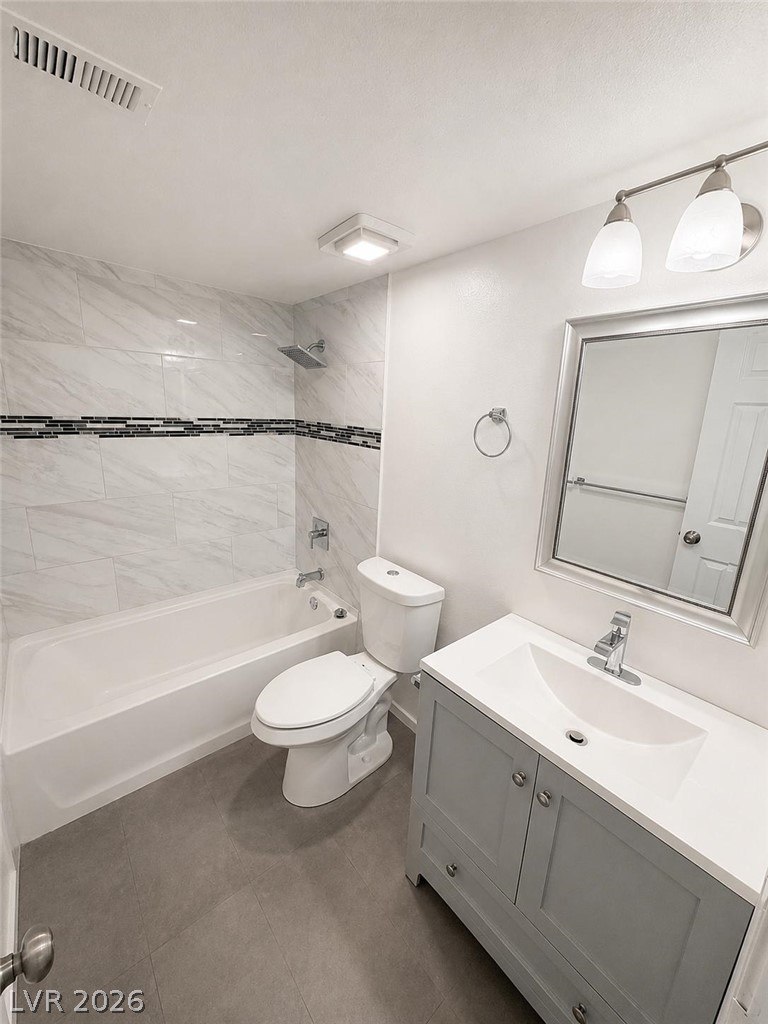 5354 East Lake Mead Boulevard B Property Photo 8