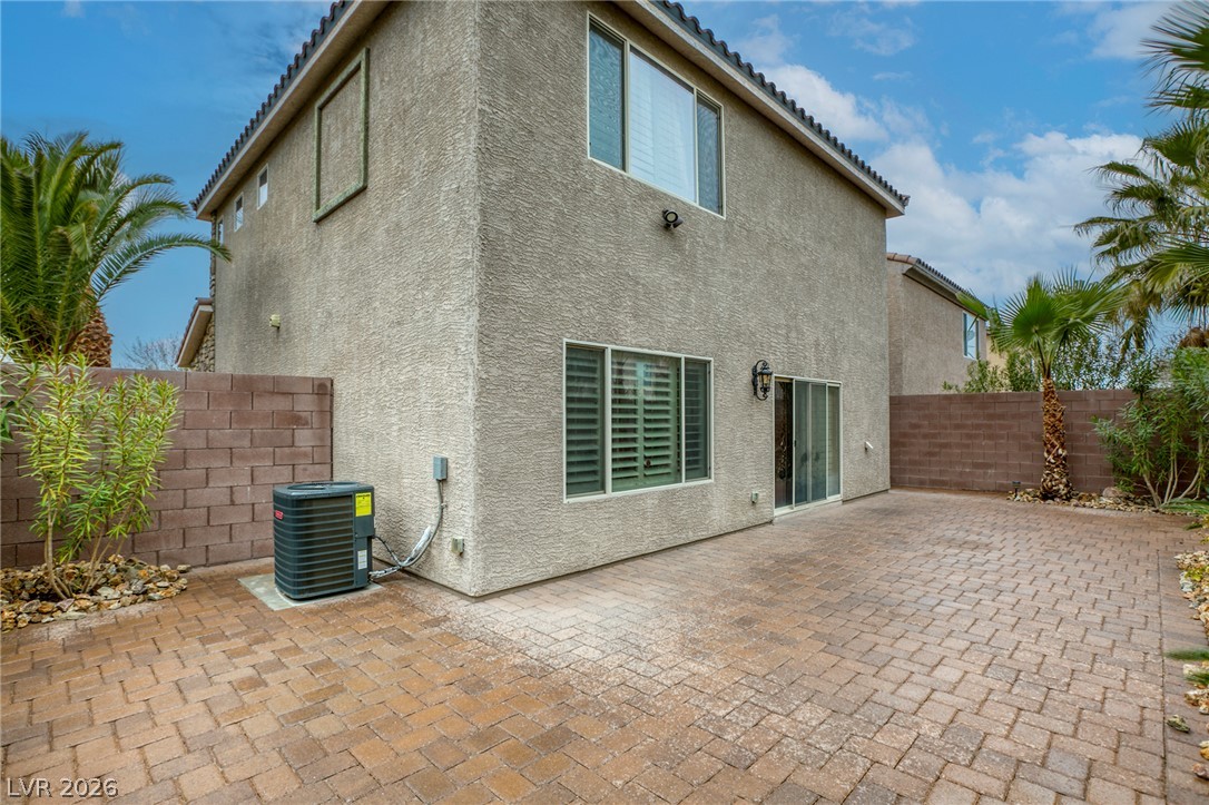2640 Seurat Terrace Property Photo 8