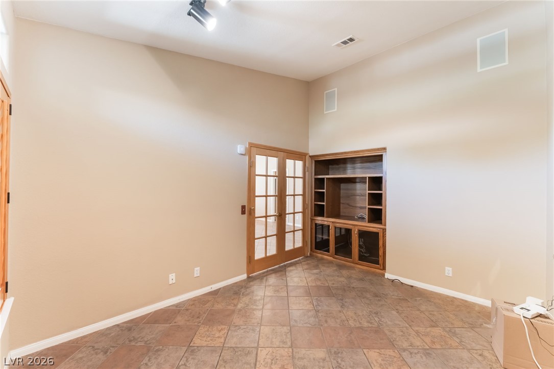 2117 White Falls Street Property Photo 16