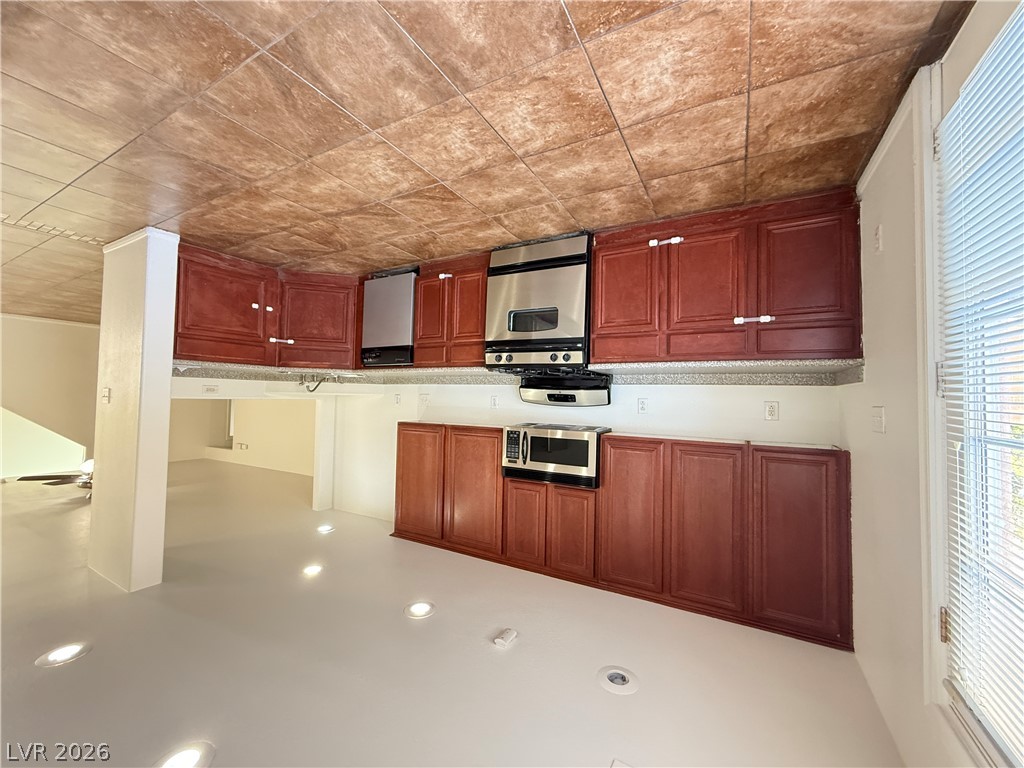 11087 Deluna Street Property Photo 5