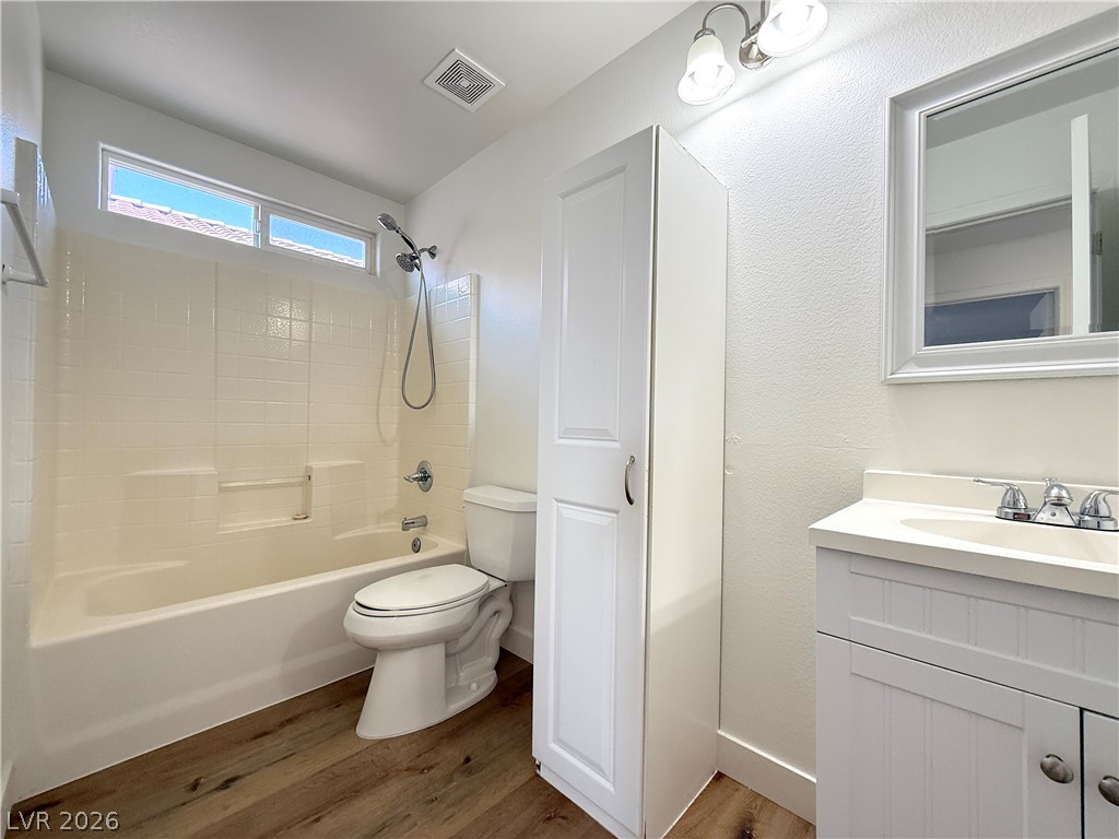 11087 Deluna Street Property Photo 20