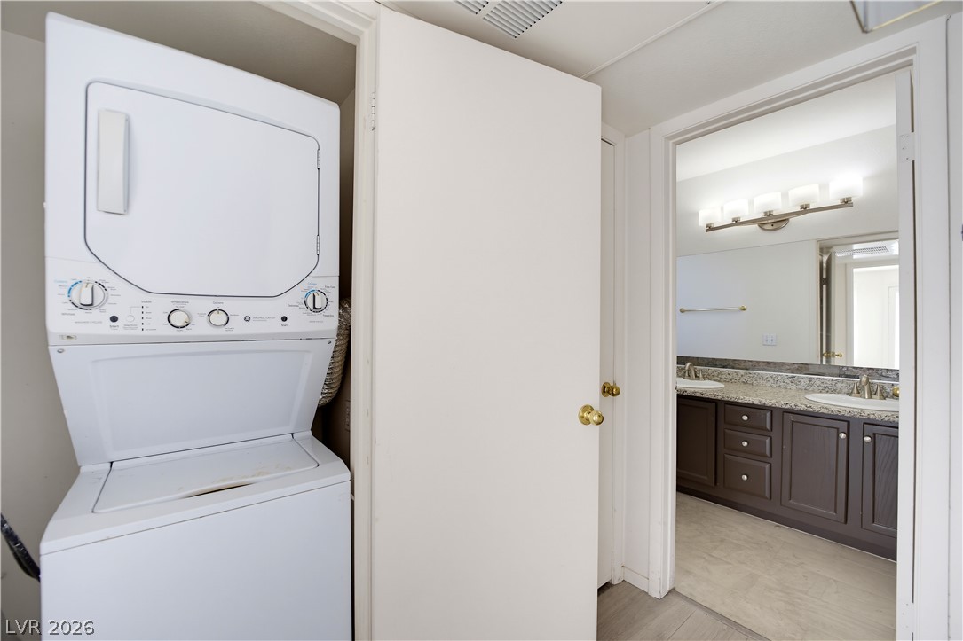 5196 Mandalay Springs Drive 204 Property Photo 23