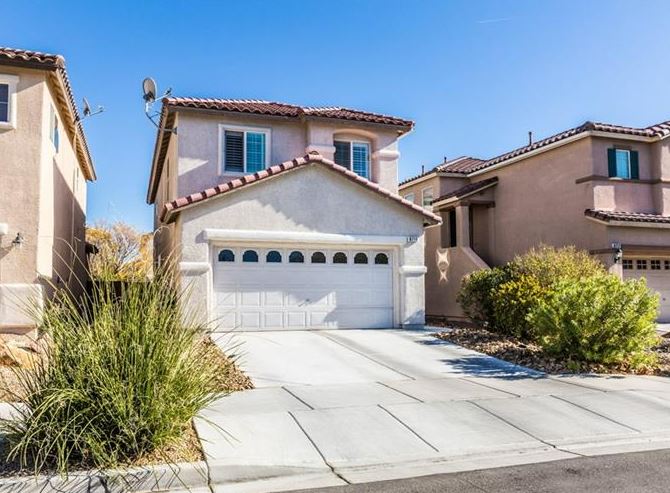 8716 Painted Horseshoe Street Property Photo 3