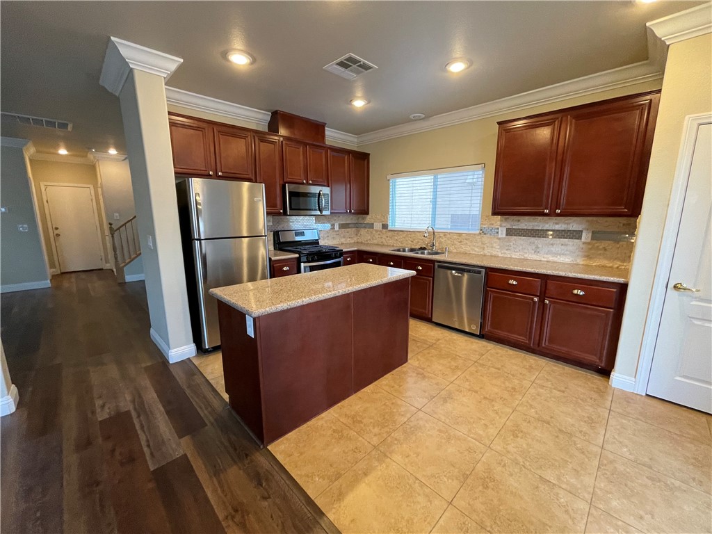 8716 Painted Horseshoe Street Property Photo 6