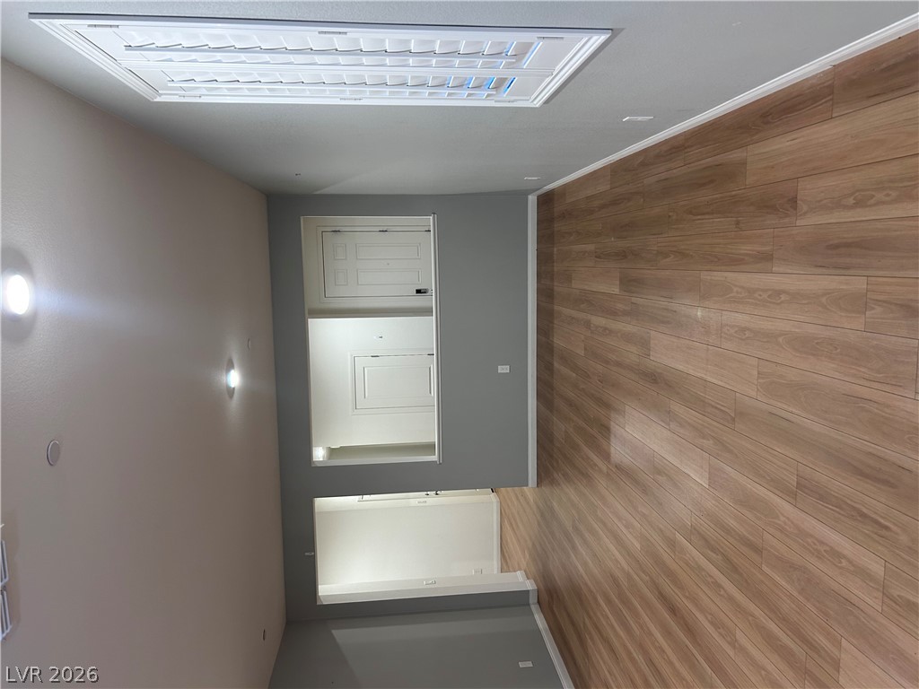 10855 Gentle Crest Avenue Property Photo 8
