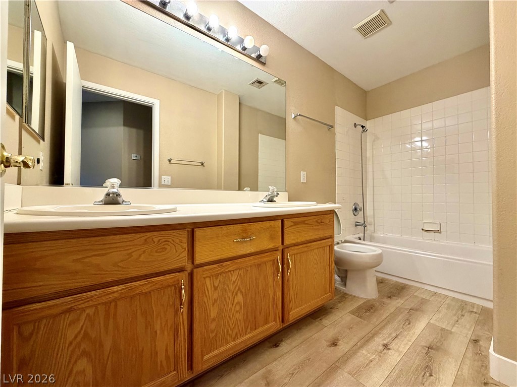 1870 Silver Bough Court Property Photo 27