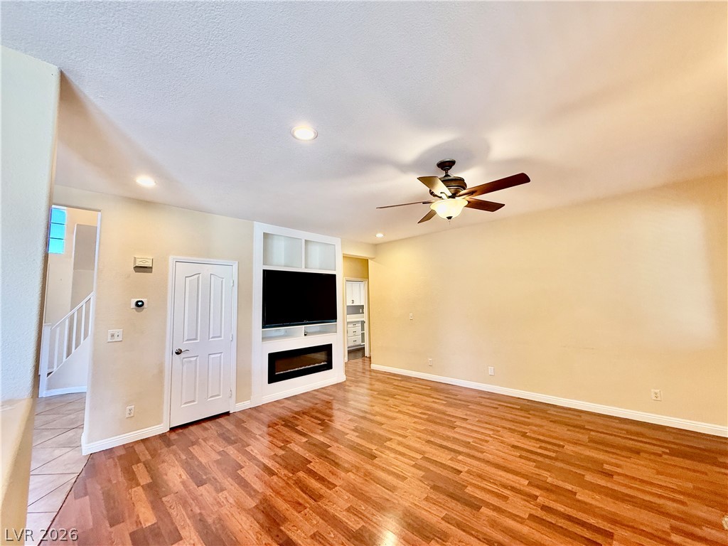 6800 Fruit Flower Avenue Property Photo 6