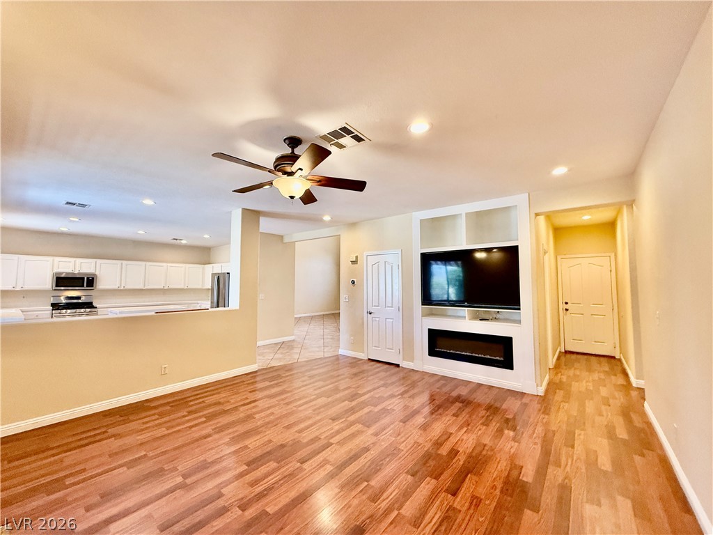 6800 Fruit Flower Avenue Property Photo 7