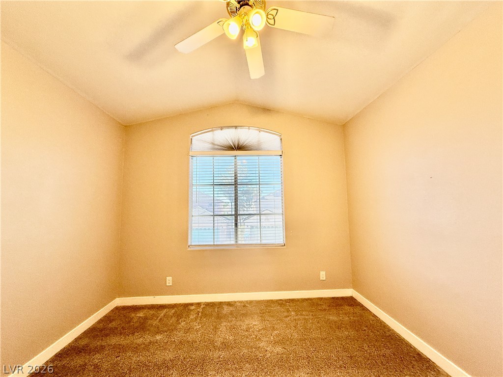 6800 Fruit Flower Avenue Property Photo 28