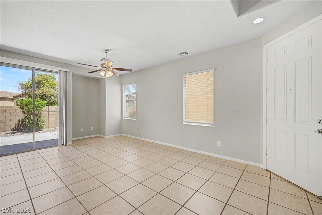 8284 Harvest Spring Place Property Photo 7