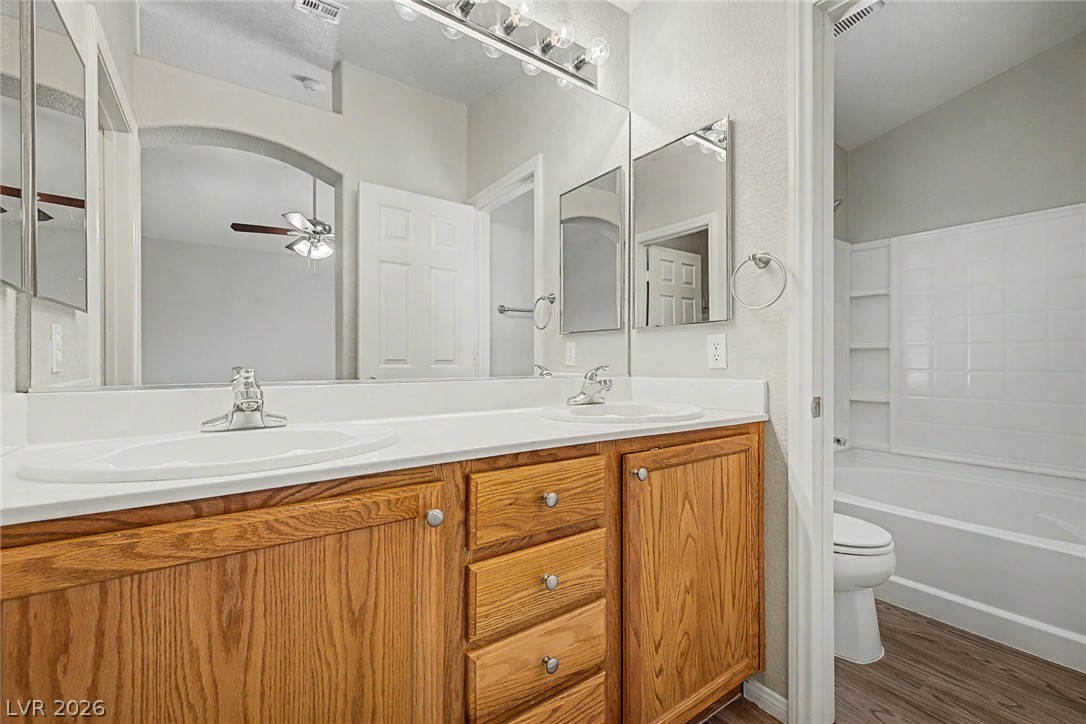 8284 Harvest Spring Place Property Photo 18