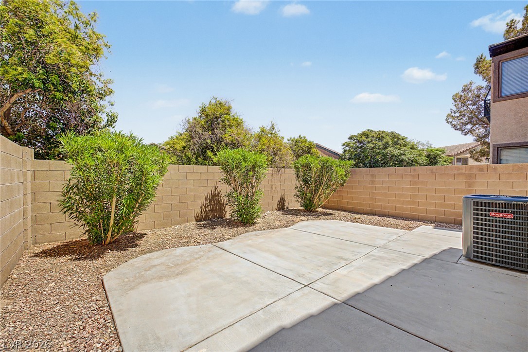 8284 Harvest Spring Place Property Photo 28