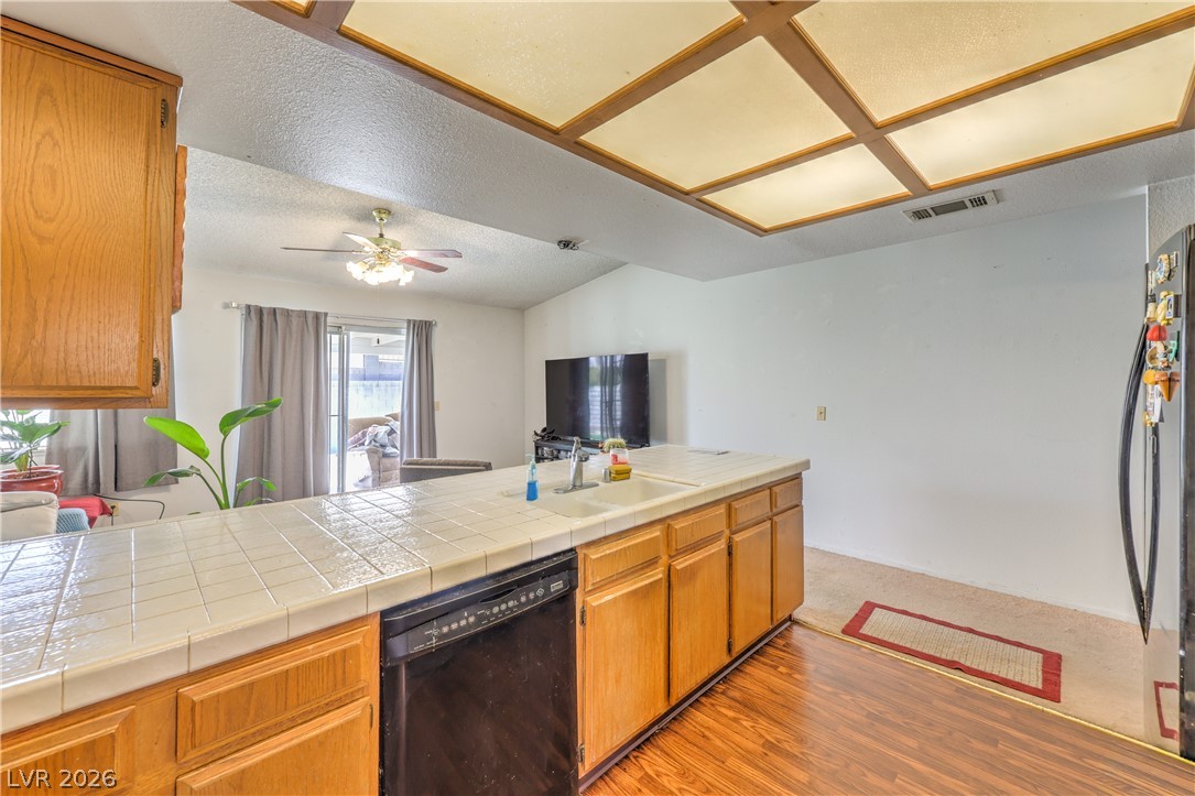 5272 Dickens Drive Property Photo 11