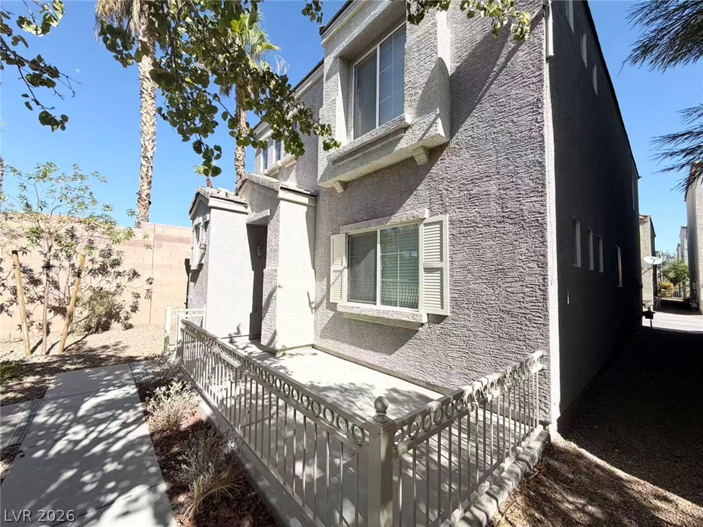9169 Conquest Court Property Photo 2
