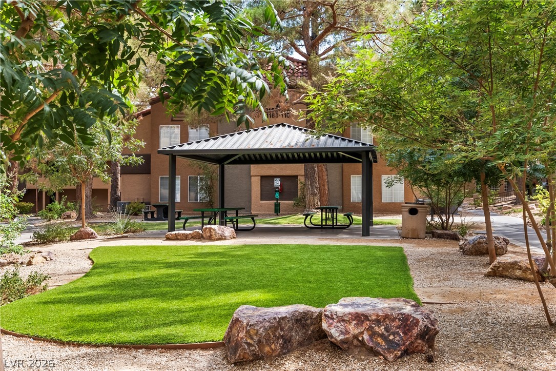 2200 South Fort Apache Road 2210 Property Photo 19