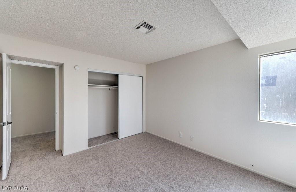 5047 Spencer Street B Property Photo 13