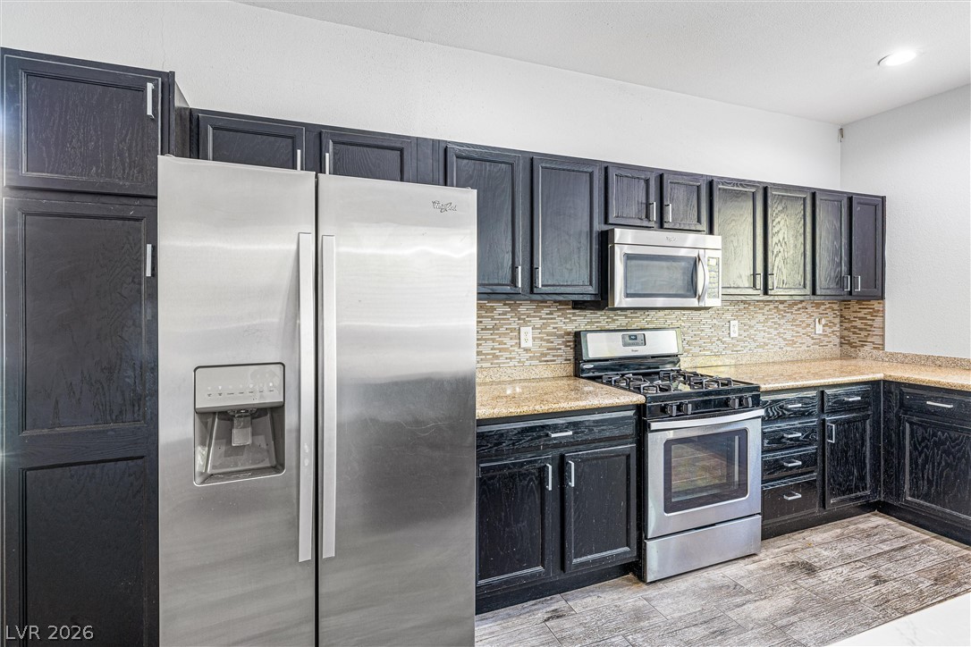 3257 Rushing Waters Place Property Photo 13