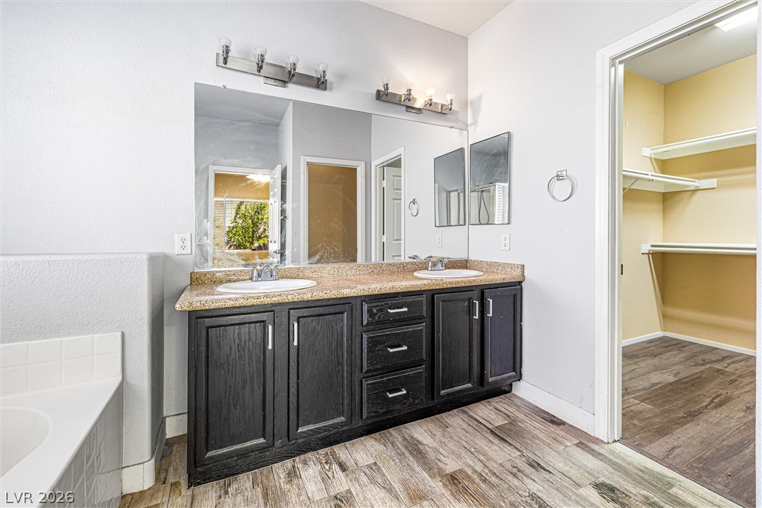 3257 Rushing Waters Place Property Photo 19