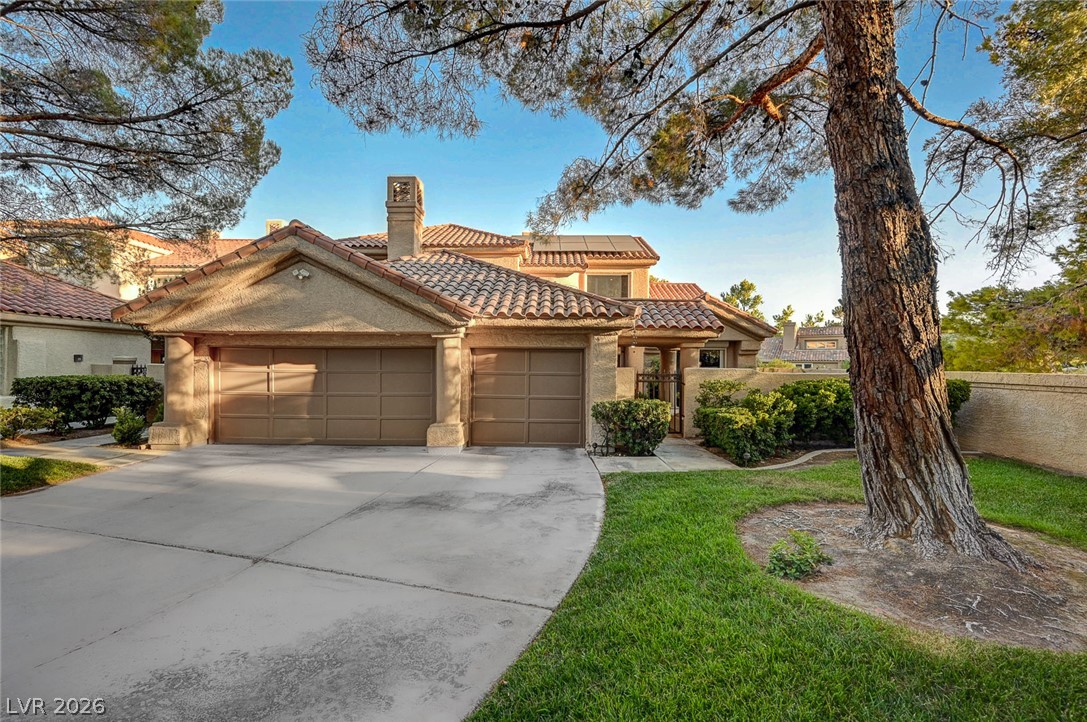 7995 Rio Rico Drive Property Photo 1