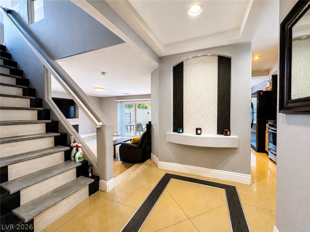 9706 Powell Plateau Court Property Photo 4