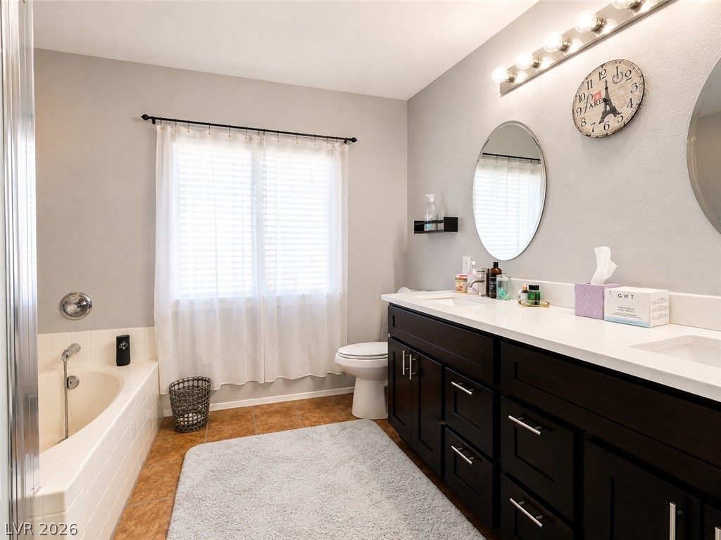 9706 Powell Plateau Court Property Photo 16