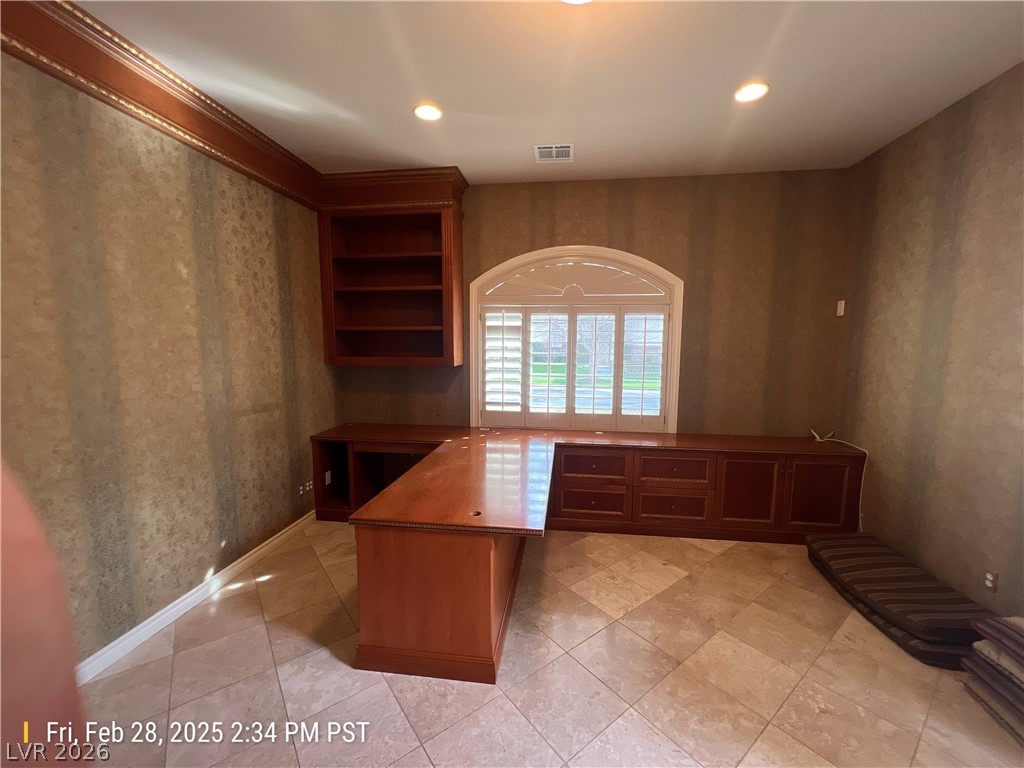 9304 Fontainbleu Drive Property Photo 3