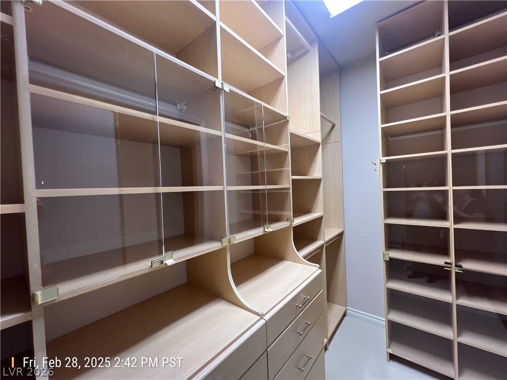 9304 Fontainbleu Drive Property Photo 17