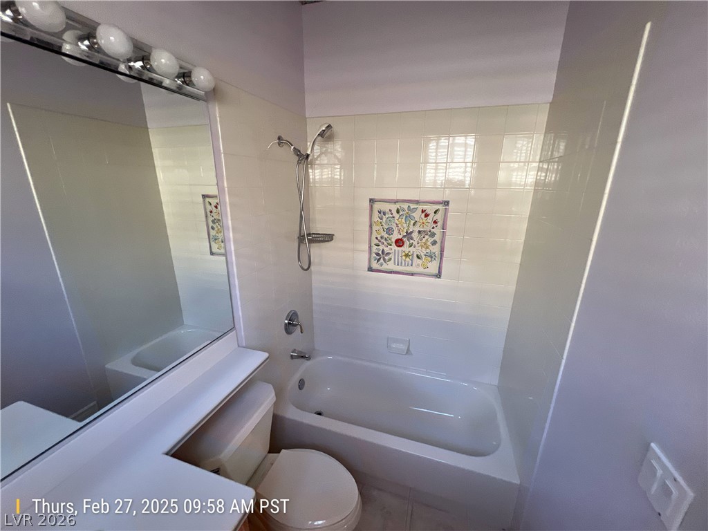 9304 Fontainbleu Drive Property Photo 28