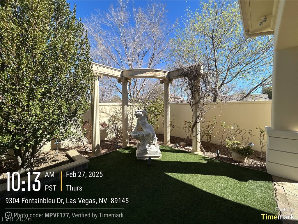 9304 Fontainbleu Drive Property Photo 30